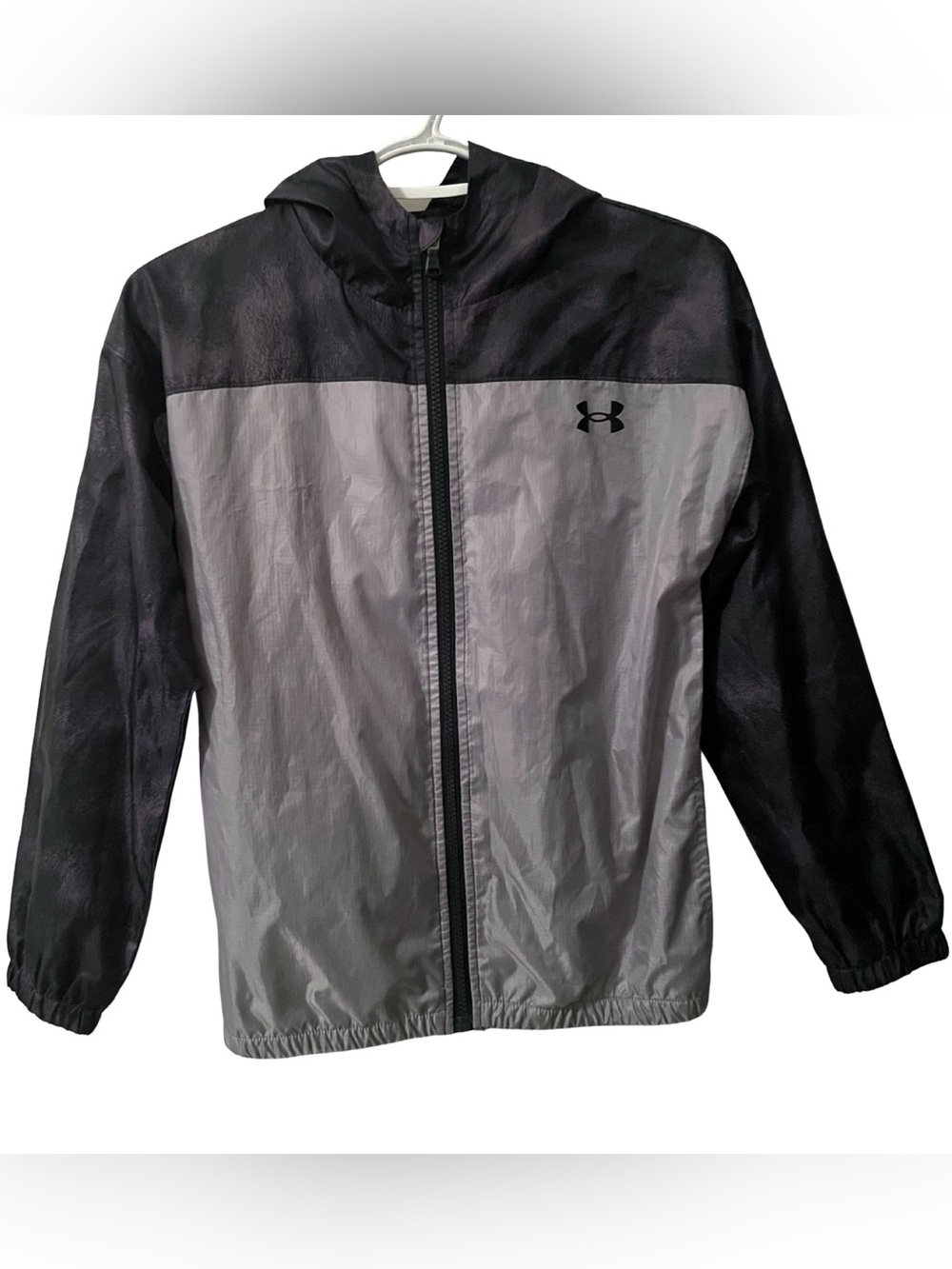 Under Armour Boys Colorblock Hooded Windbreaker Rain Jacket - Youth Medium
